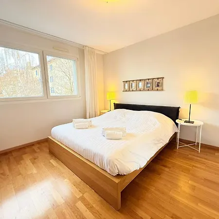 179 Comfortable Sunny Quiet Good Location And Free Parking Included Appartement *