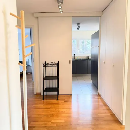 Appartement 179 Comfortable Sunny Quiet Good Location And Free Parking Included *